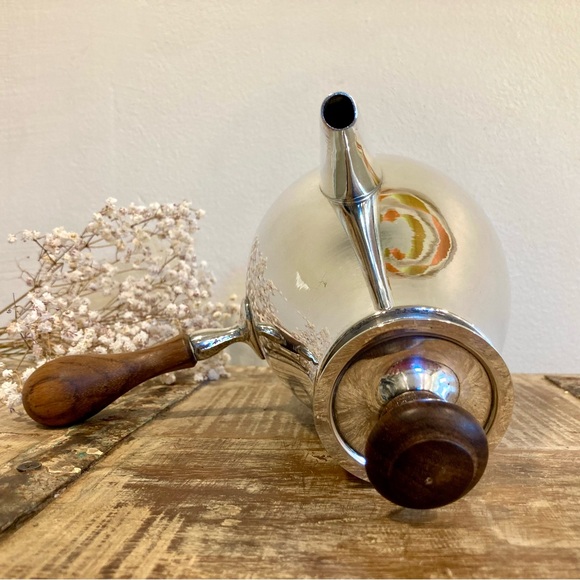 Vintage Silver Plated Teapot with Wooden Handle Signed Italy - Picture 6 of 14